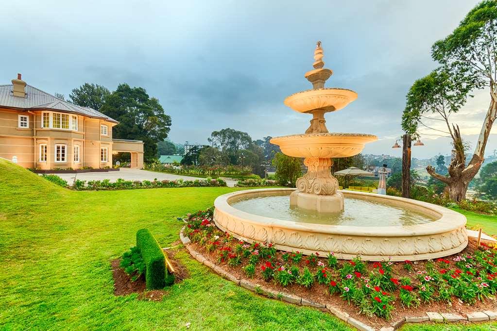 The Westbury Palace Nuwara Eliya Exteriör bild